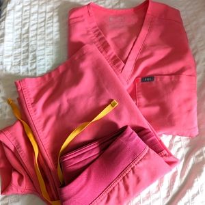 Figs scrub set neon pink, Livingston small petite and Catarina small